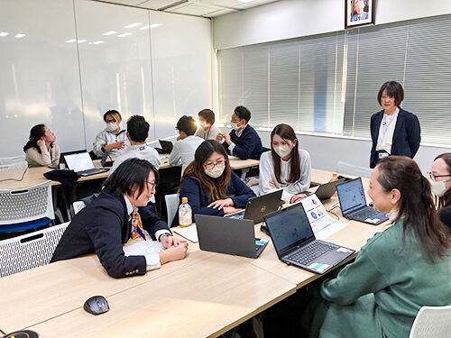 コアチームのグループディスカッション
