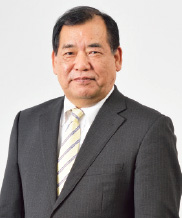 常務取締役 化成品事業部事業部長 出来 彰