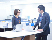 本社